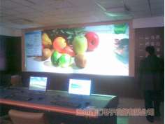 操作臺(tái)、控制臺(tái)14